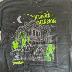 🖤 Haunted Mansion Disneyland Shirt 🖤